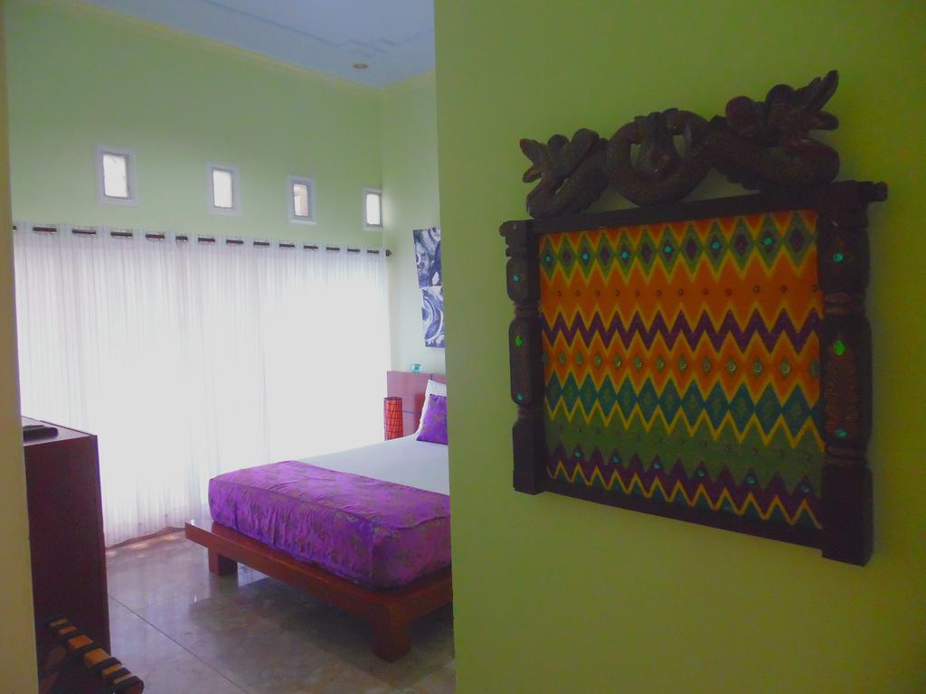 Hotel Lazy Monkey Senggigi Exterior foto