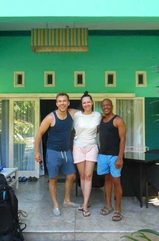 Hotel Lazy Monkey Senggigi Exterior foto