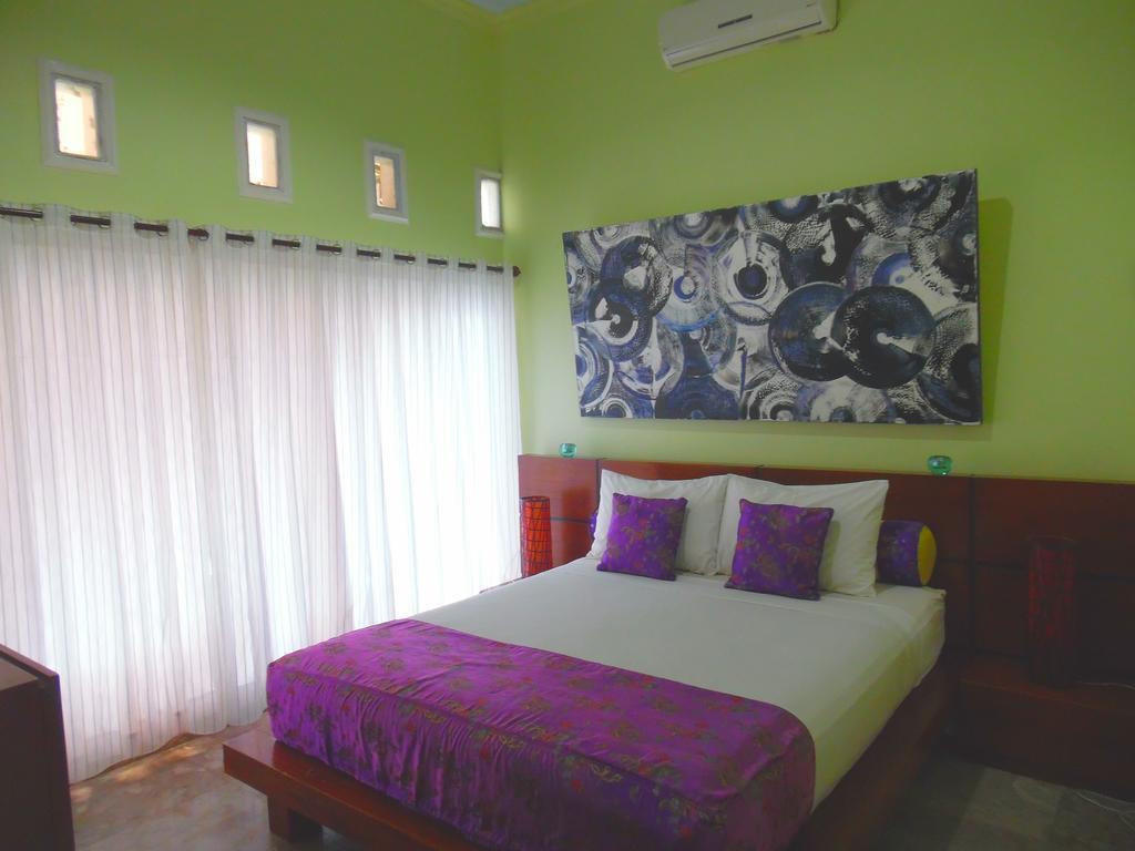 Hotel Lazy Monkey Senggigi Exterior foto